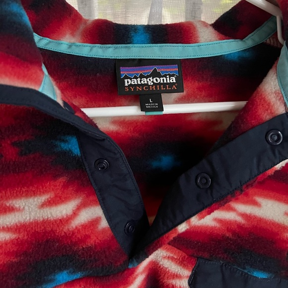 Patagonia Synchilla in Red Wild Desert Women’s Size Large - Picture 3 of 6